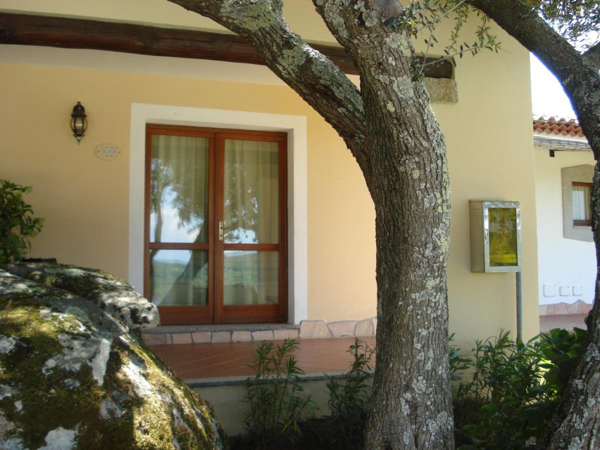 Hotel Valkarana Country Relais (Adults Only) Sant'Antonio di Gallura Ngoại thất bức ảnh