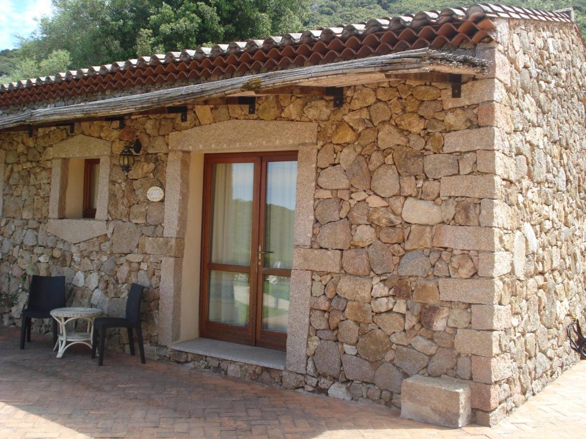 Hotel Valkarana Country Relais (Adults Only) Sant'Antonio di Gallura Ngoại thất bức ảnh