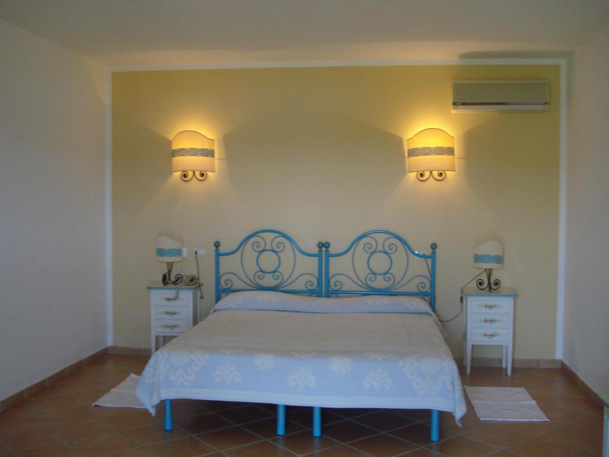 Hotel Valkarana Country Relais (Adults Only) Sant'Antonio di Gallura Ngoại thất bức ảnh