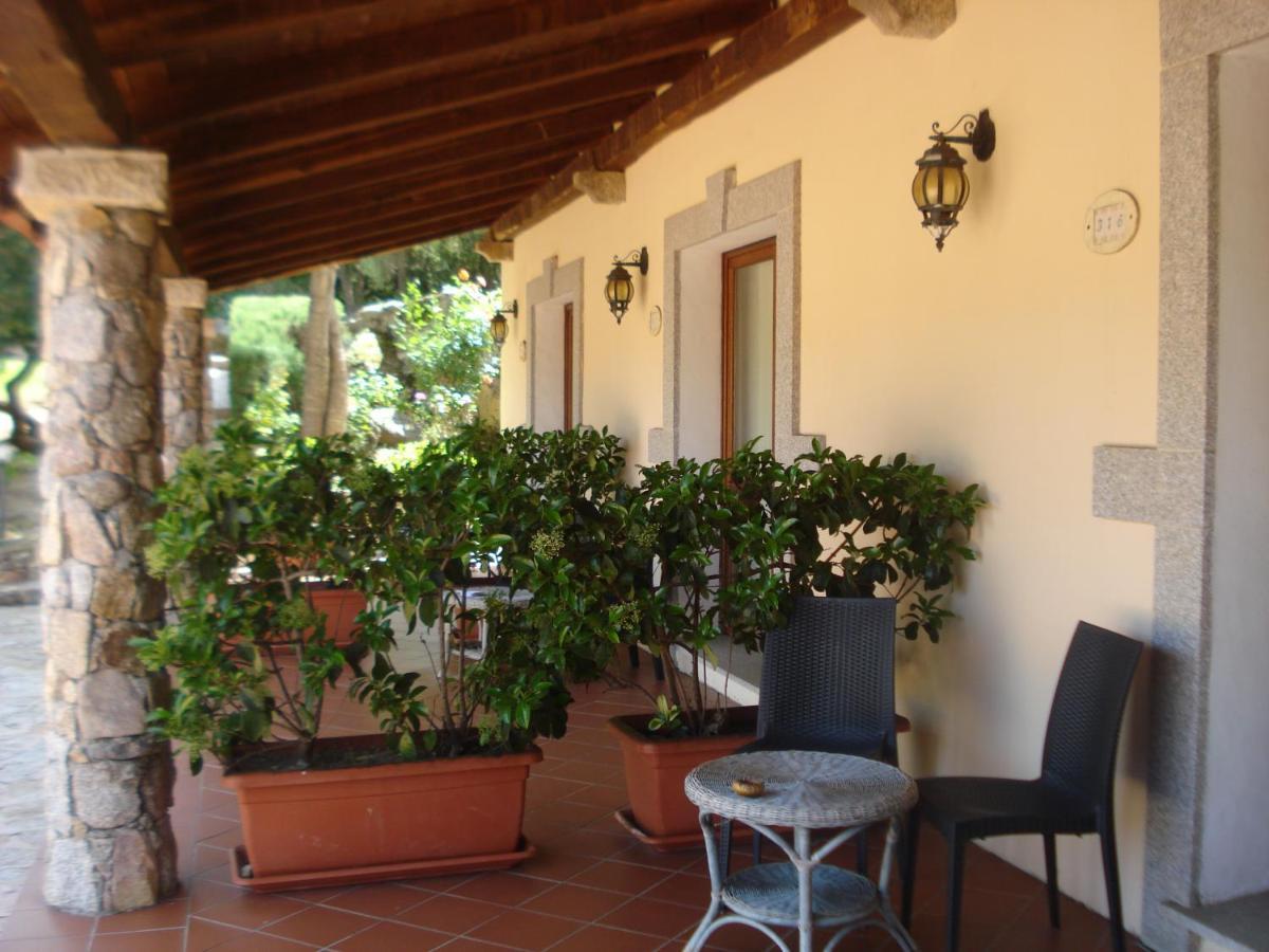 Hotel Valkarana Country Relais (Adults Only) Sant'Antonio di Gallura Ngoại thất bức ảnh