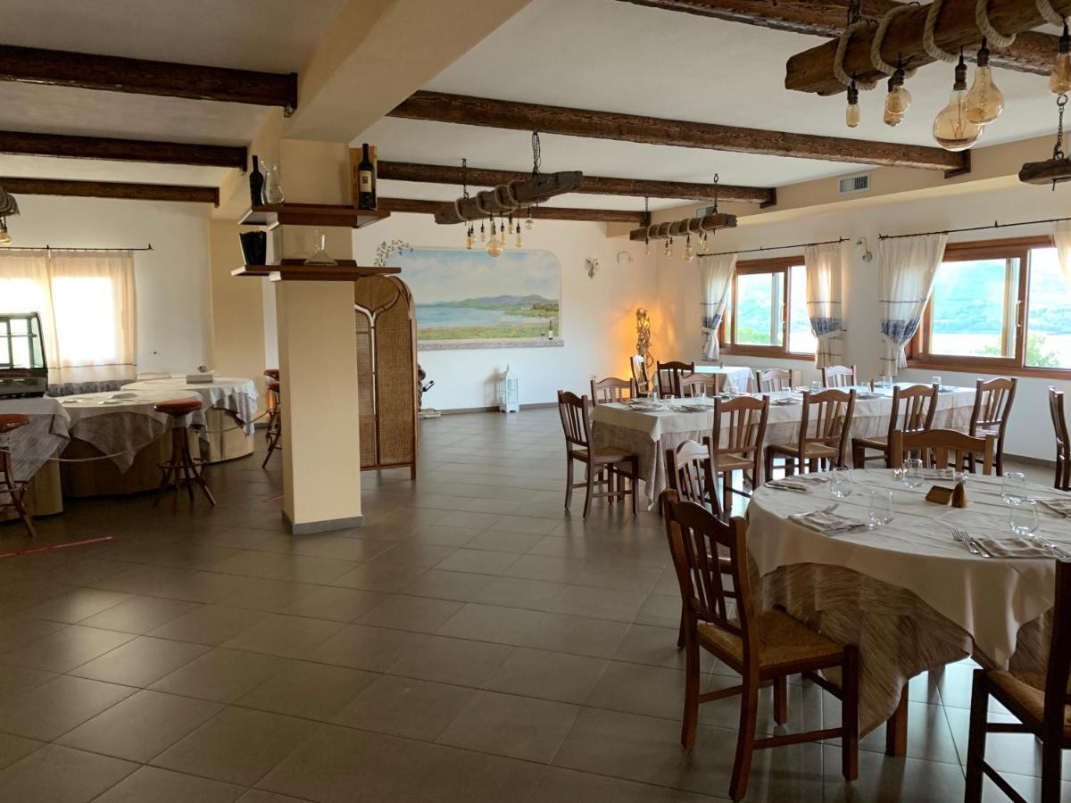 Hotel Valkarana Country Relais (Adults Only) Sant'Antonio di Gallura Ngoại thất bức ảnh