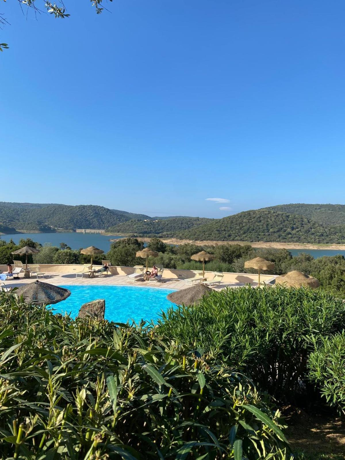 Hotel Valkarana Country Relais (Adults Only) Sant'Antonio di Gallura Ngoại thất bức ảnh