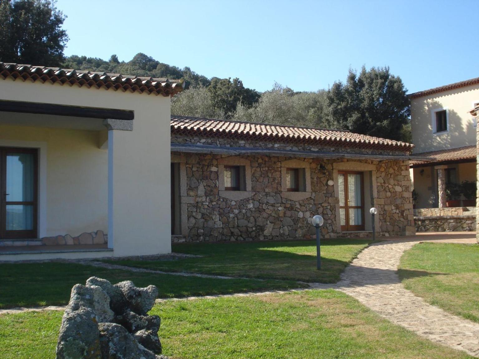Hotel Valkarana Country Relais (Adults Only) Sant'Antonio di Gallura Ngoại thất bức ảnh